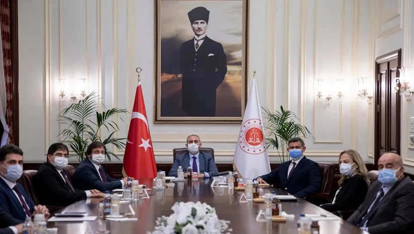 Feyzioğlu'ndan AK Parti'Ye 28 maddelik reform önerisi