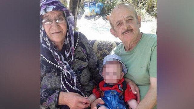 Yaşlı çift 1 saat arayla koronavirüsten hayatını kaybetti