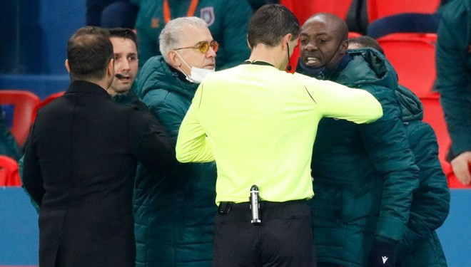 Medipol Başakşehir sahadan çekildi; maç ertelendi!
