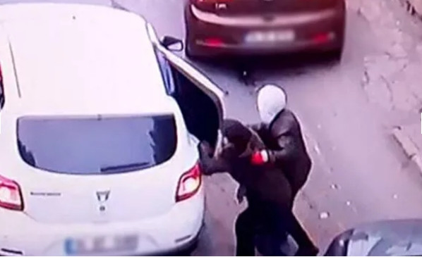 Film sahnesi değil, gerçek! İstanbul'da hırsızların kaçışı kamerada