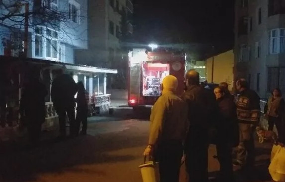 Gece yarısı tüm mahalleli korkudan sokakta sabahladı