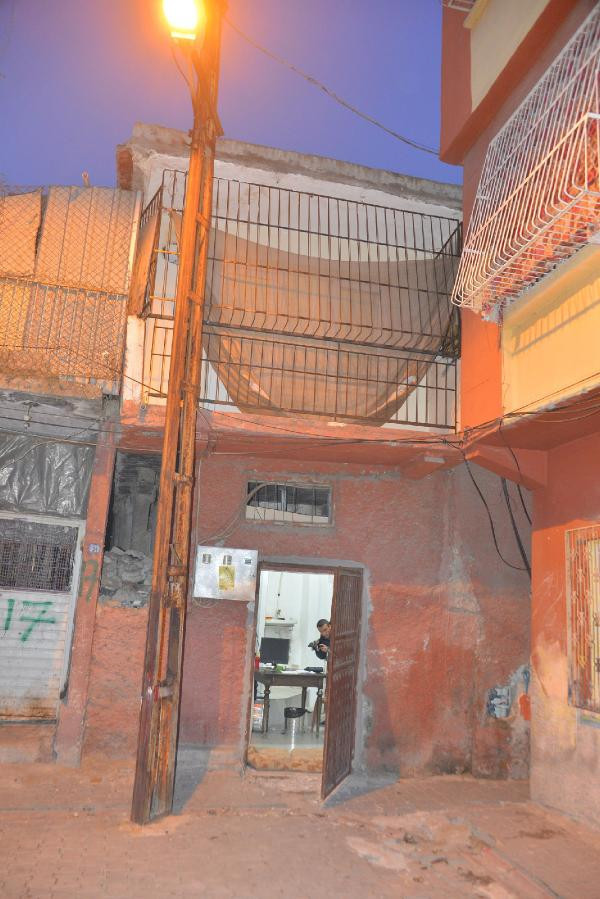 Suriyelilerin kaçak hastanesine baskın ! Polis ekipleri şaşkına döndü