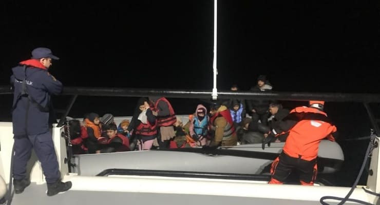80 kaçak göçmen daha yakalandı