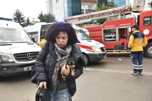 Rezidansta korku dolu anlar! 12 kişi hastanelik oldu