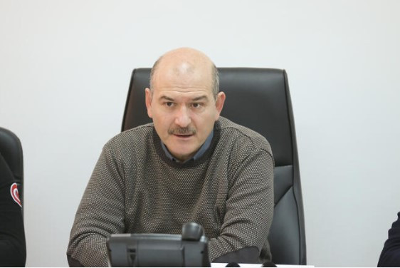 İran'daki deprem Van'ı vurdu: İşte bölgeden ilk görüntüler