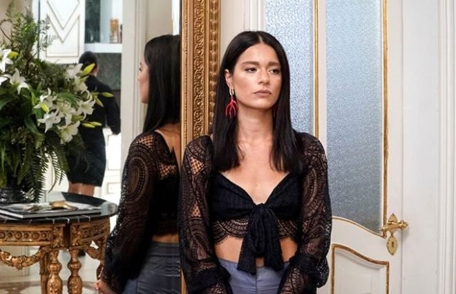 Yasak Elma'nın güzeli Şafak Pekdemir sosyal medyayı salladı