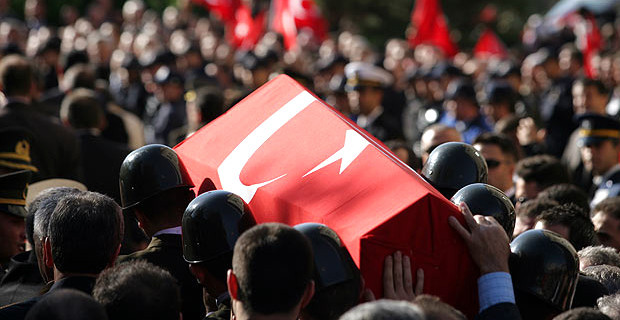 Acımız gitgide büyüyor! İdlib'teki şehit sayısı 33'e yükseldi!
