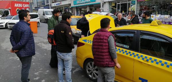 Türkiye kapıları açtı! Mülteciler sınıra ve sahillere akın ediyor