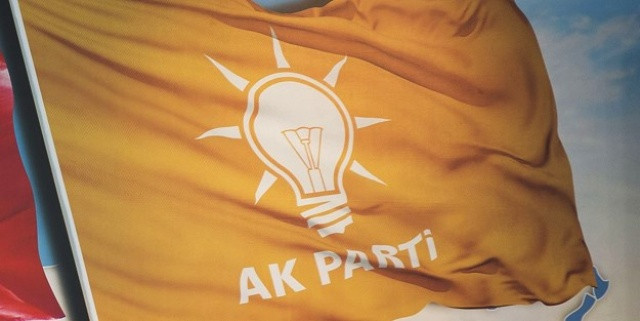 AK Parti ''28 Şubat'' etkinliğini iptal etti !