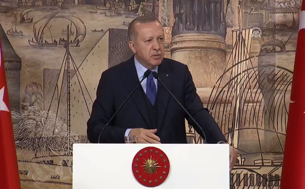 Erdoğan: Putin'e bizi rejimle baş başa bırakın dedim