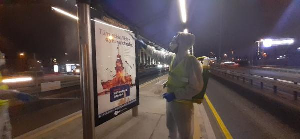 Metrobüs ve duraklarda koronavirüs önlemi