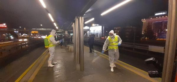 Metrobüs ve duraklarda koronavirüs önlemi