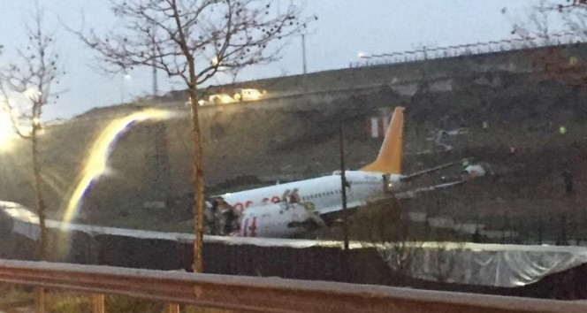 Sabiha Gökçen Havalimanı'nda uçak pistten çıktı: 3 ölü, 180 yaralı - Resim : 6