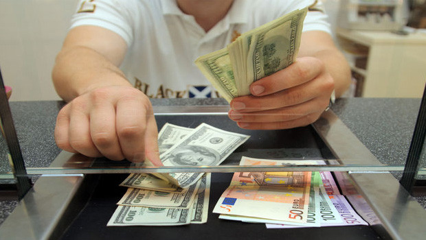 FED'in faizi sıfırlaması sonra dolar ve euro tırmanışa geçti!