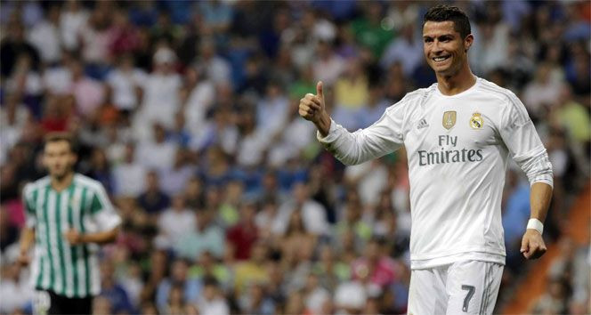 Ronaldo koronadan kaçtı depreme yakalandı!