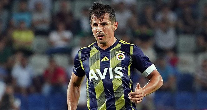 Emre Belözoğlu dümenin başına geçti!