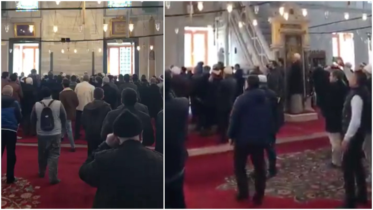 Fatih Camii'nde toplu namaz tartışması kamerada!