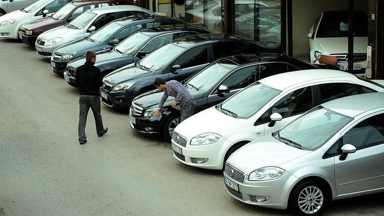 İkinci el fiyatları sıfır otomobilleri solladı