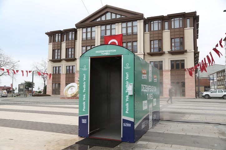 Koronavirüse karşı dezenfeksiyon tüneli