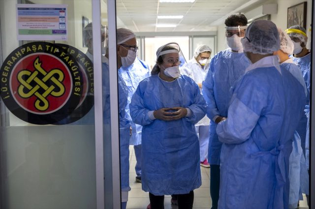 Cerrahpaşa Tıp Fakültesi'nin koronavirüs servisi görüntülendi