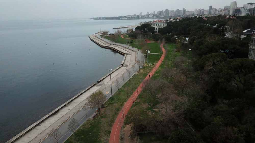 İstanbul'da sahiller boş kaldı