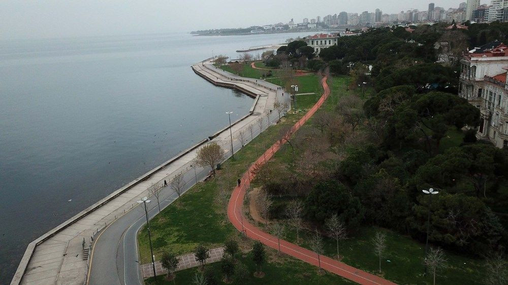 İstanbul'da sahiller boş kaldı