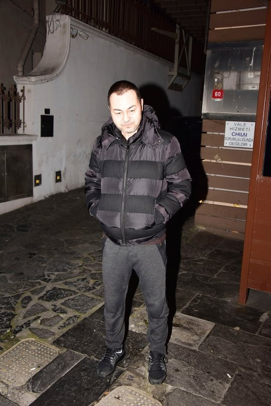Serdar Ortaç Seçil Gür ayrılığı sonrası aşk diyetine girdi!