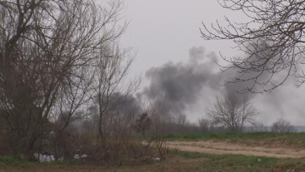 Yunan polisi mültecilere ateş açtı: 1 ölü, 5 yaralı - Resim : 1