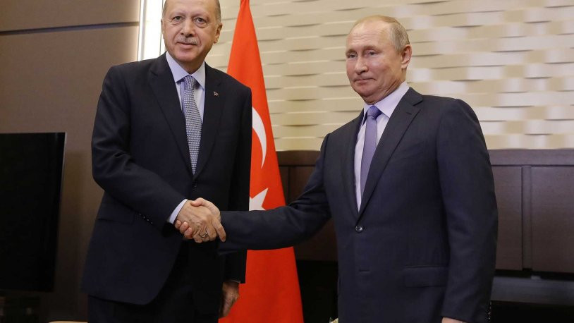 Erdoğan-Putin görüşmesi öncesi dikkat çeken çanta
