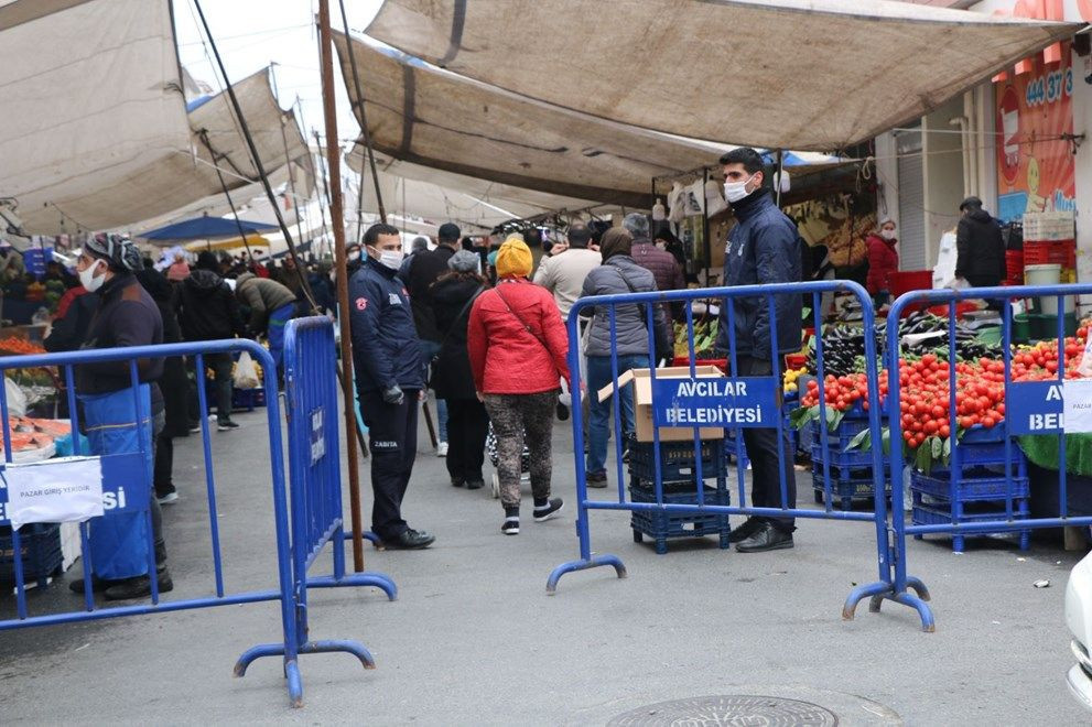 Pazar yeri düzenlemesinde ilk görüntüler İstanbul'dan geldi