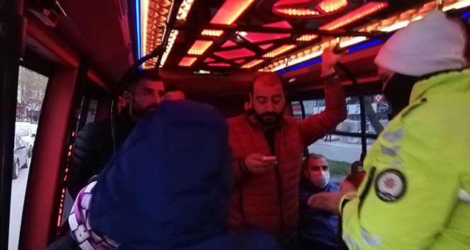 İstanbul'da ölümsüzlük minibüsü böyle görüntülendi!