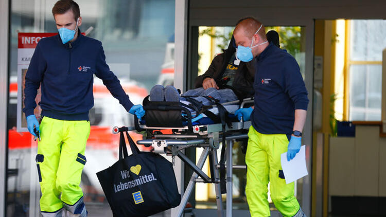 Almanya'da bomba alarmı! Koronavirüs hastanesi tahliye edildi