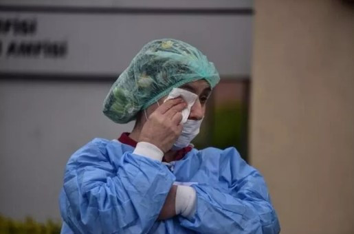 ''Çapa'da 3 profesör koronavirüsten vefat etti'' iddiasına yanıt !