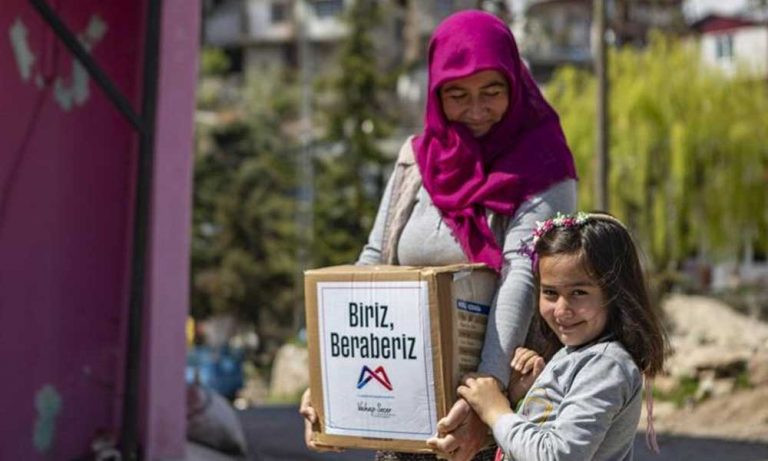 Ekmek dağıttığı için ''paralel yapı'' ilan edilen CHP'li belediyeden yeni h