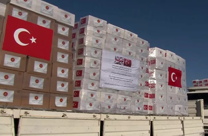 Türkiye'nin tıbbi yardımı İngiltere'de!