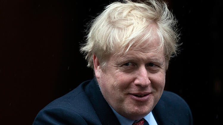 İngiltere Başbakanı Johnson görevine geri dönüyor