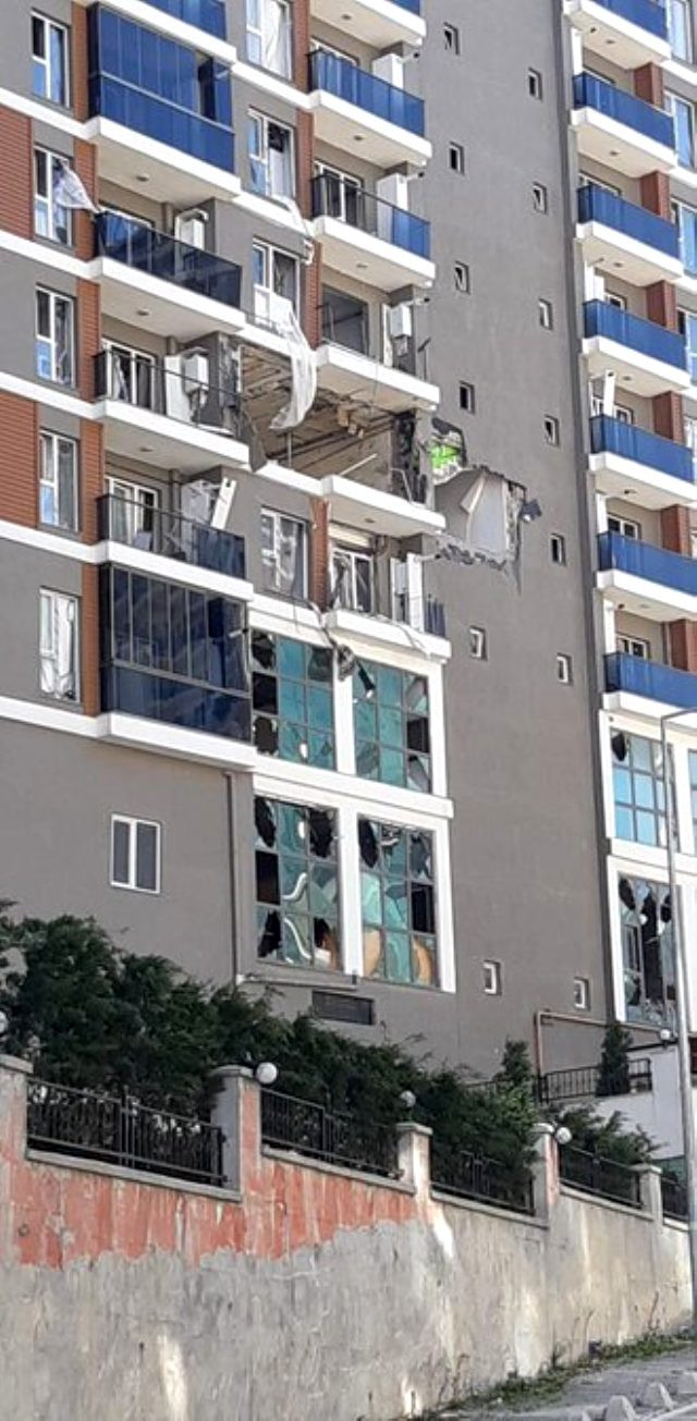 Esenyurt'taki patlamadan korkunç görüntüler! İşte patlama anı