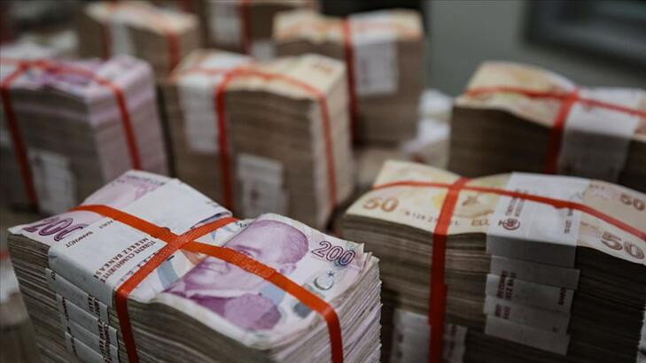 Hazine 6.2 milyar lira borçlandı