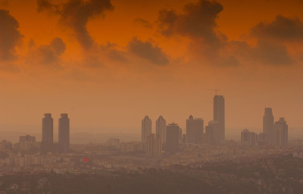 İlk kez ortaya çıktı: Hava kirliliği korona ölümlerini 20 kat artırıyor