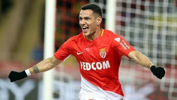 Fenerbahçe, Sevilla'nın yıldızının peşinde