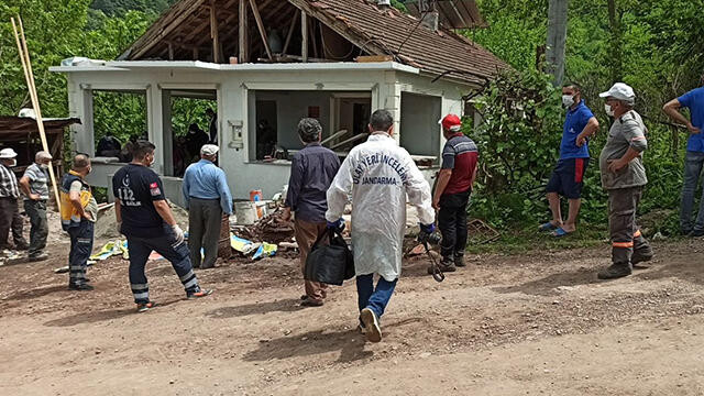 Arazi tartışması sonucunda komşusunu tüfekle öldürdü