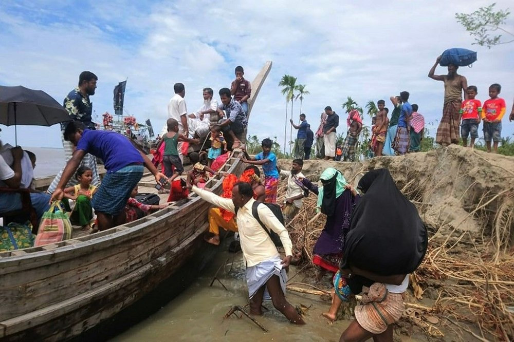 Hindistan ve Bangladeş'te süper fırtına alarmı! Milyonlarca kişi tahliye ediliyor