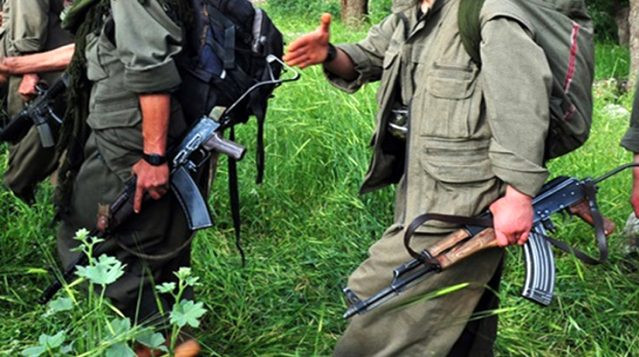 Emniyet ve MİT'ten ortak operasyon! 3 PYD/YPG'li terörist teslim oldu
