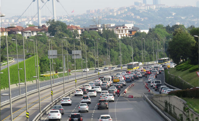 15 Temmuz Şehitler Köprüsü'nde trafik yoğunluğu 