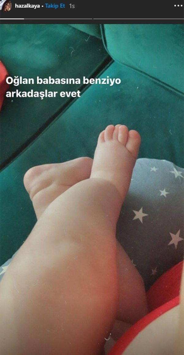 Hazal Kaya oğlu Fikret Ali’nin capslerini paylaştı