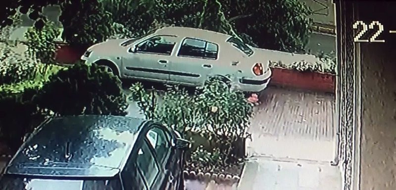 Fırtına İstanbul'da ortalığı savaş alanına çevirdi