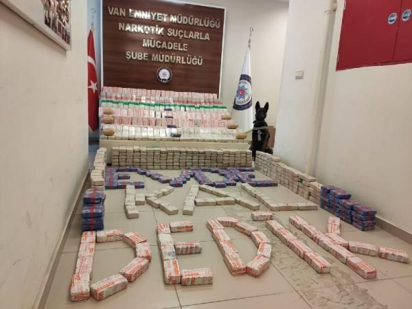 Et kolilerinden 355 kilo eroin çıktı
