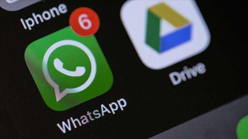 WhatsApp'tan skandal! Sohbetlerini yedekleri için kötü haber