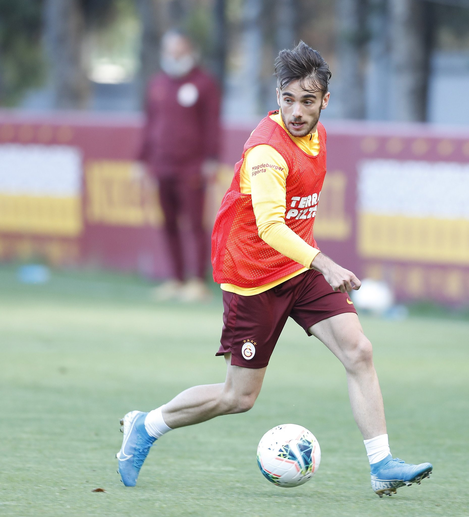 Galatasaray antremanda vites büyüttü