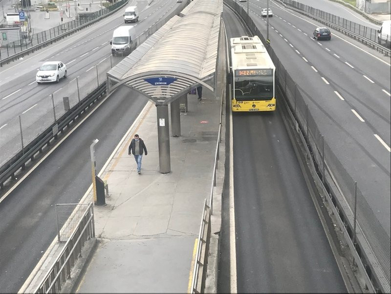 Uzmanlar endişeli! İşte normalleşme sürecinde İstanbul'u bekleyen sorun